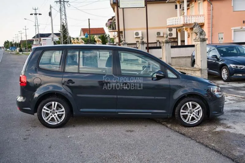 Volkswagen Touran 2014 photo 3