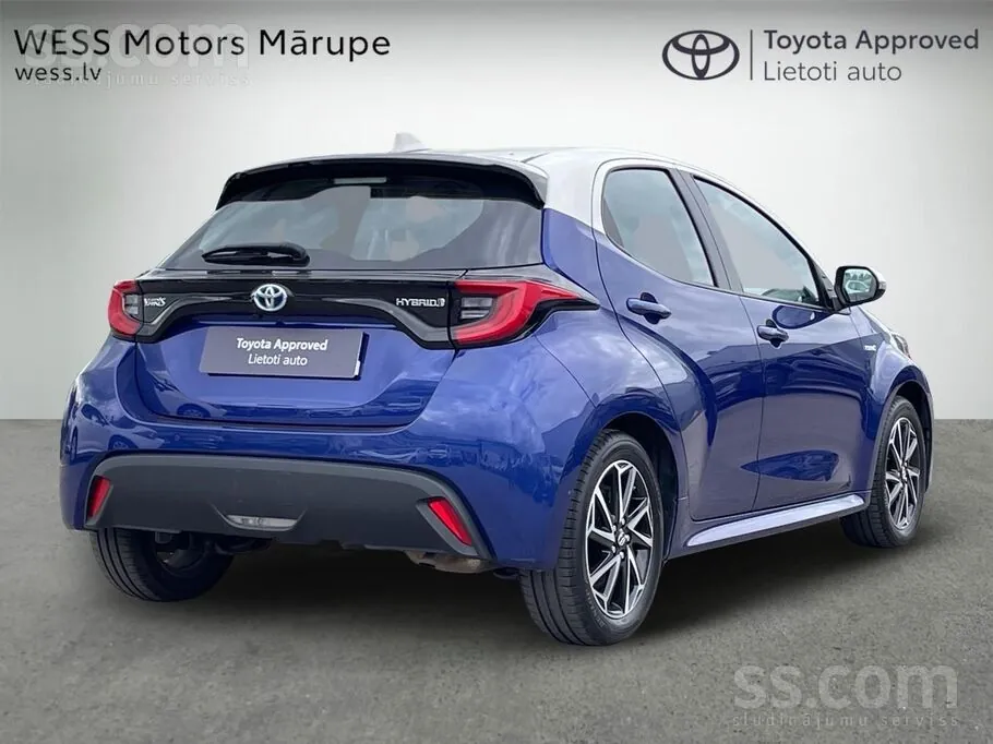 Toyota Yaris 2022 photo 2