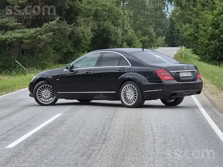 Mercedes-Benz S350