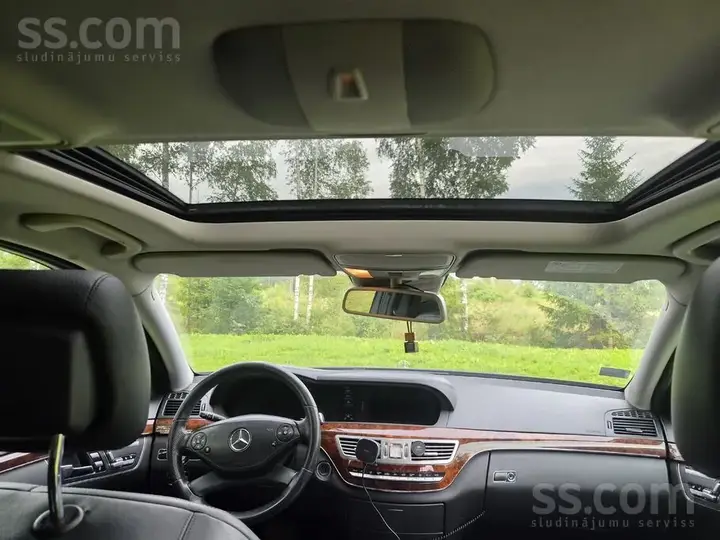 Mercedes-Benz S350 2010 photo 4