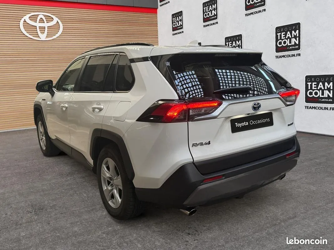 Toyota Rav4 2021 photo 3