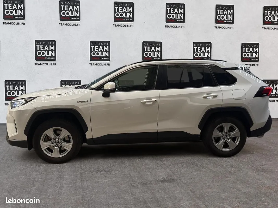Toyota Rav4 2021 photo 2