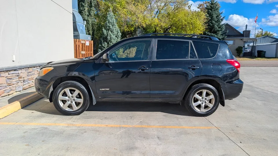 Toyota Rav4 2008 photo 2
