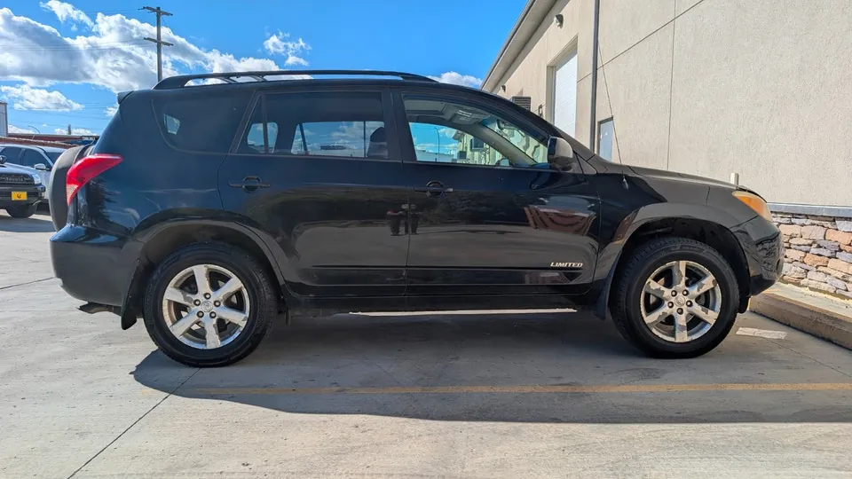 Toyota Rav4 2008 photo 5