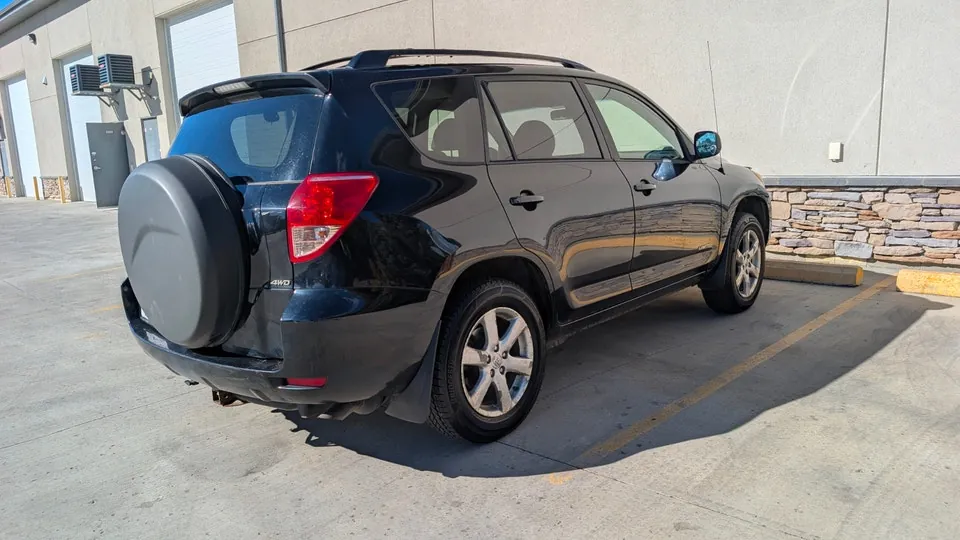 Toyota Rav4 2008 photo 4