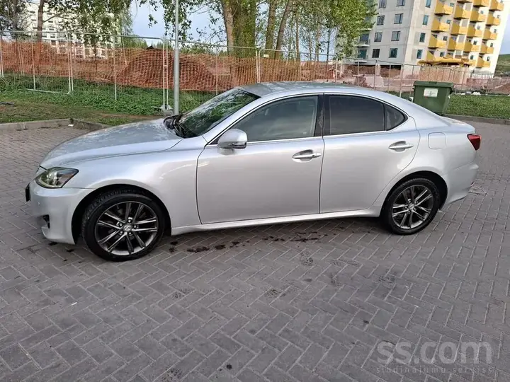 Lexus Is 2011 photo 5