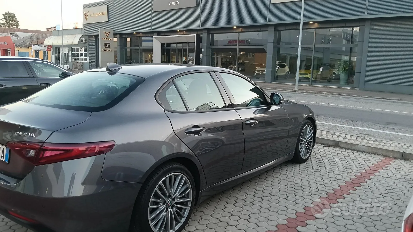 Alfa Romeo Giulia 2017 photo 5