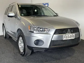 Mitsubishi Outlander 2010 photo 2
