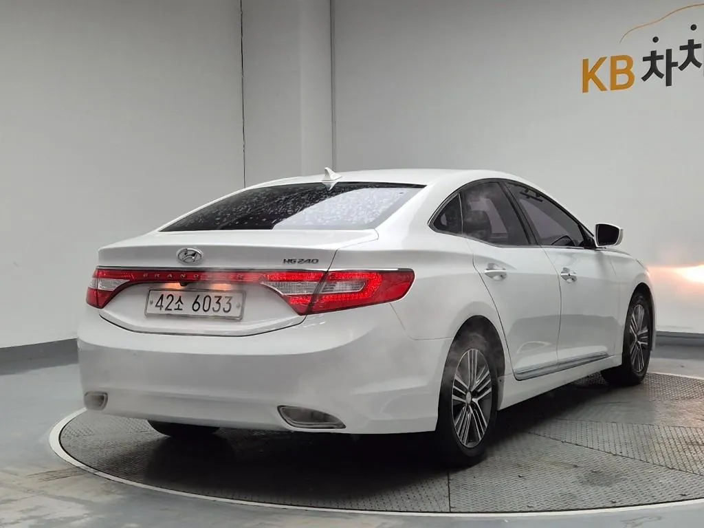 Hyundai Grandeur 2014 photo 3