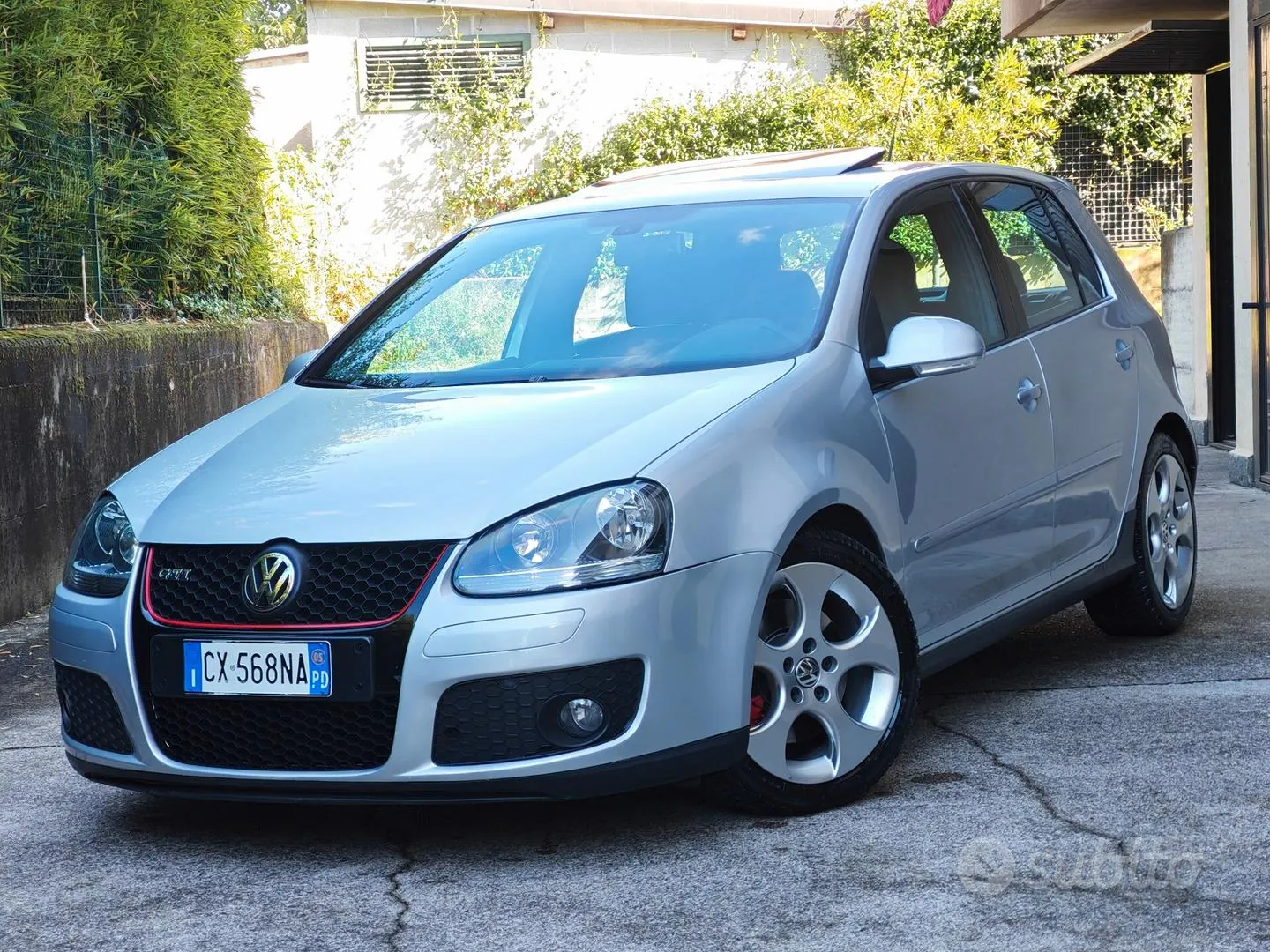 Volkswagen Golf Gti 2005 photo 2