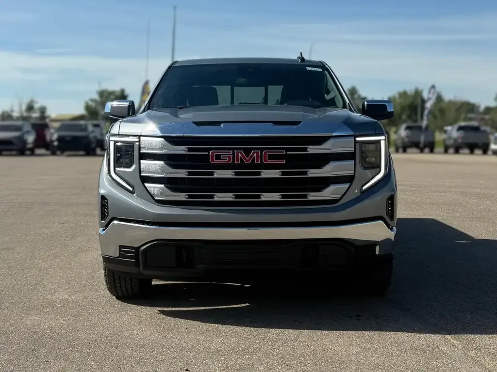 GMC Sierra 1500 2026 photo 2