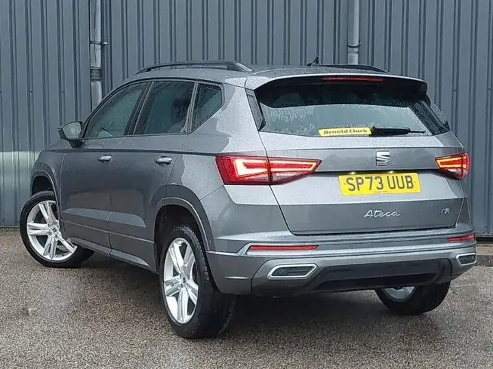 Seat Ateca 2023 photo 2