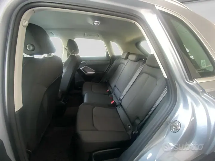 Audi Q3 2023 photo 5