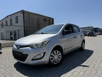 Hyundai I20 2012 photo 2