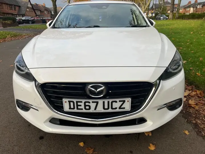 Mazda Mazda3 2017 photo 3