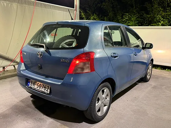 Toyota Yaris 2008 photo 4