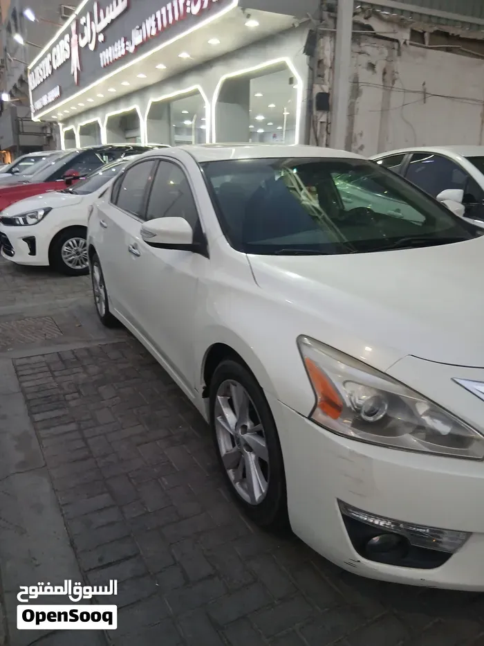 Nissan Altima 2013 photo 4