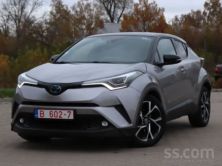 Toyota C-Hr 2019 photo 3