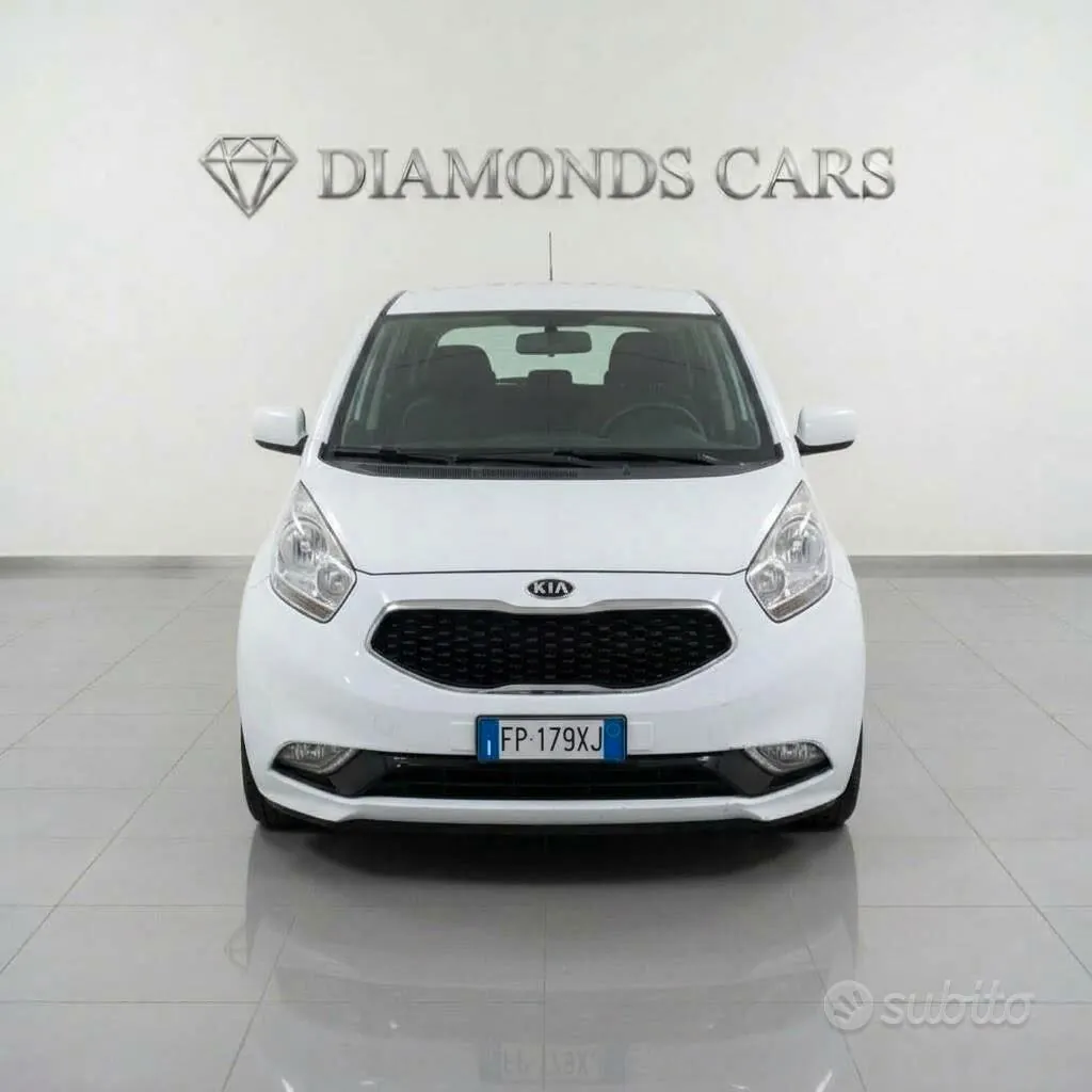 Kia Venga 2017 photo 3