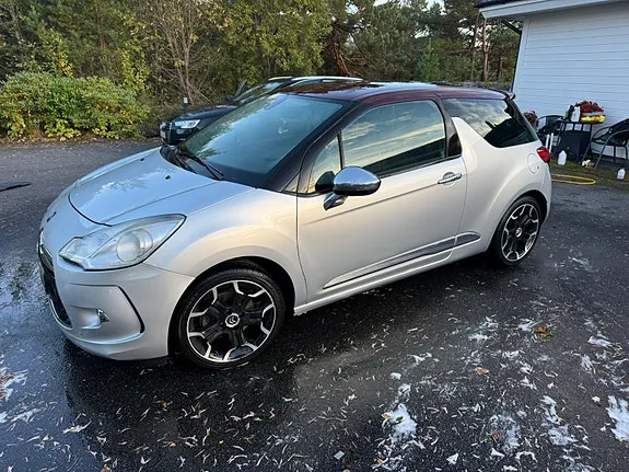 DS Automobiles Ds 3 2011 photo 3