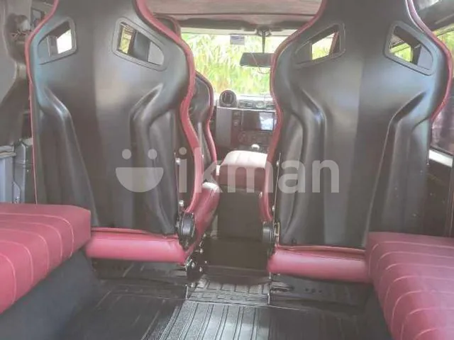 Land Rover Defender 1993 photo 5