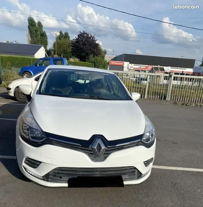 Renault Clio 2019 photo 3