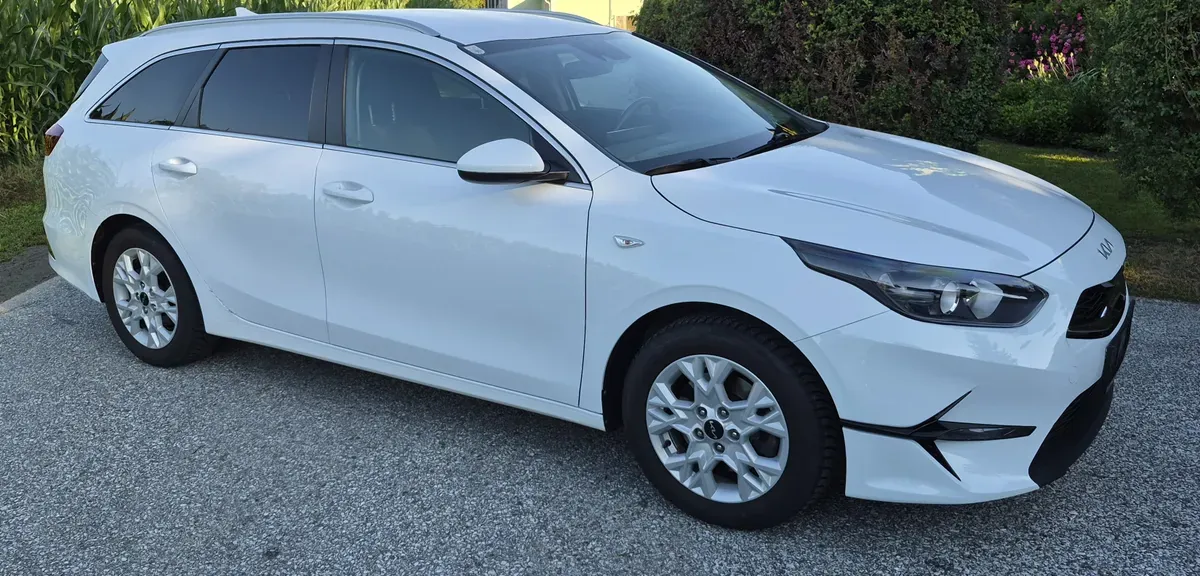 Kia Ceed 2023 photo 3