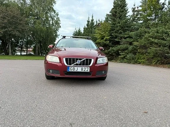 Volvo V70 2008 photo 3