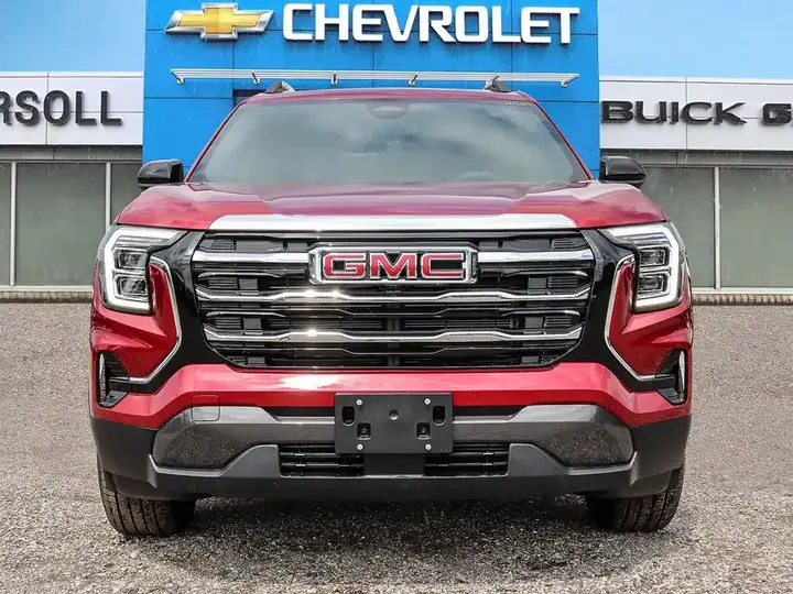 GMC Terrain 2027 photo 2