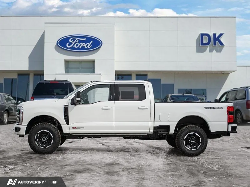 Ford F-350 Super Duty 2026 photo 3