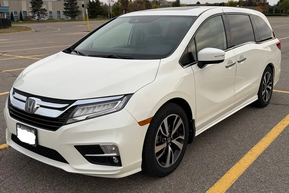 Honda Odyssey 2019 photo 2