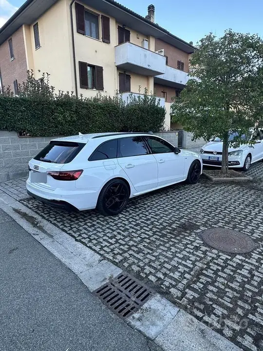 Audi A4 2019 photo 2