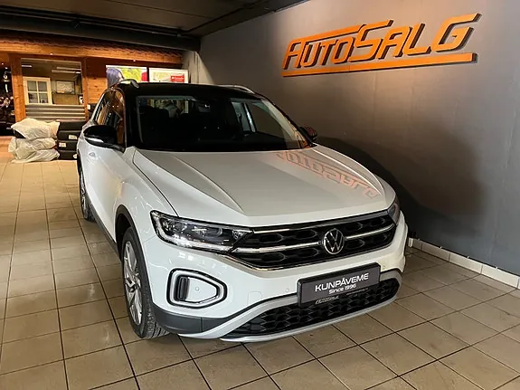Volkswagen T-Roc 2023 photo 2