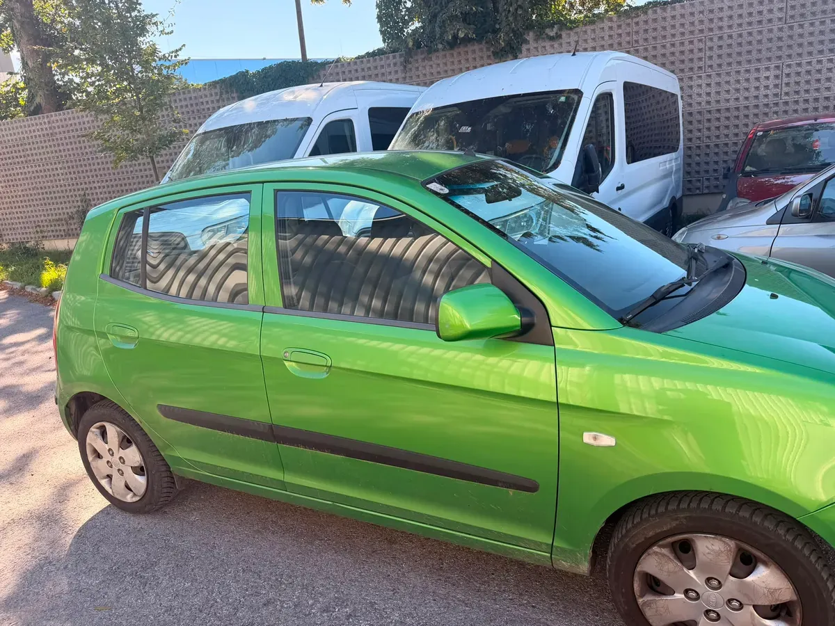 Kia Picanto 2004 photo 3