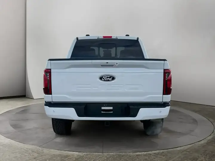 Ford F-150 Supercrew 2024 photo 4