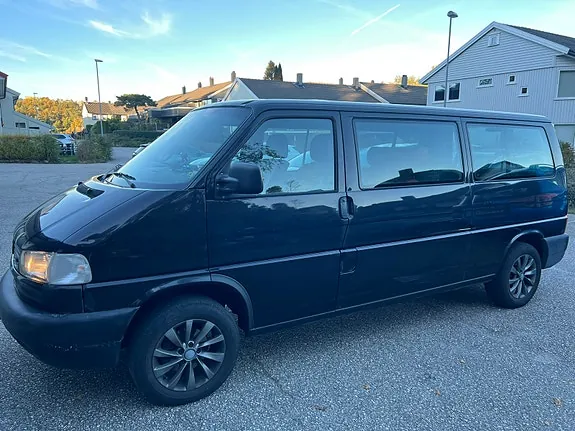 Volkswagen Caravelle 2003 photo 2