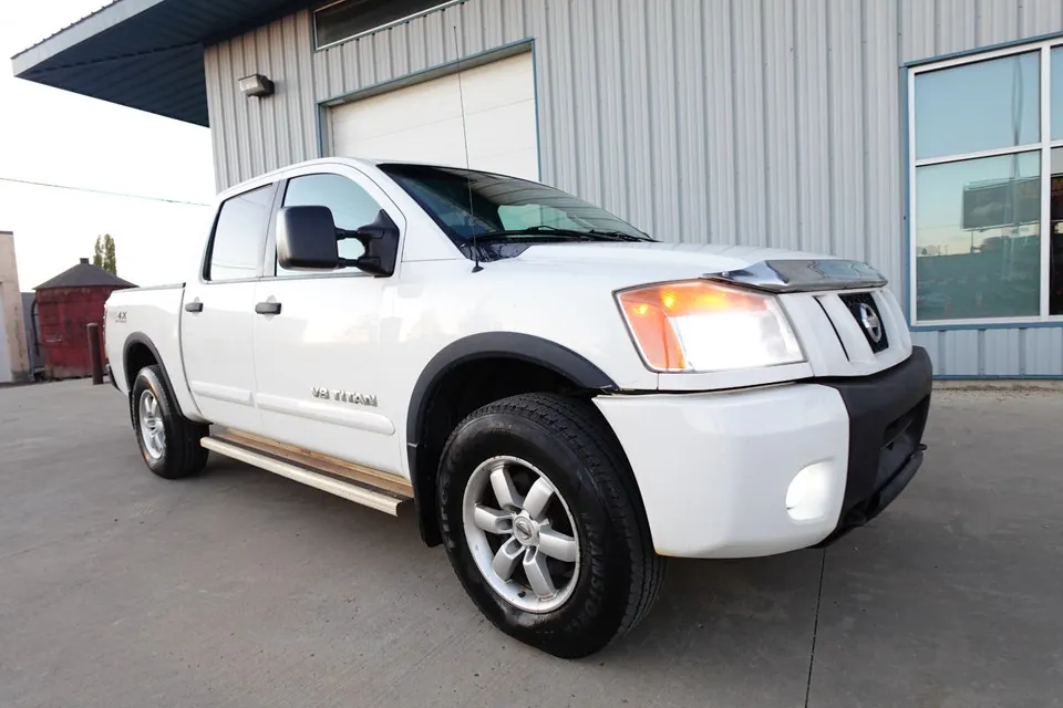 Nissan Titan 2009 photo 4