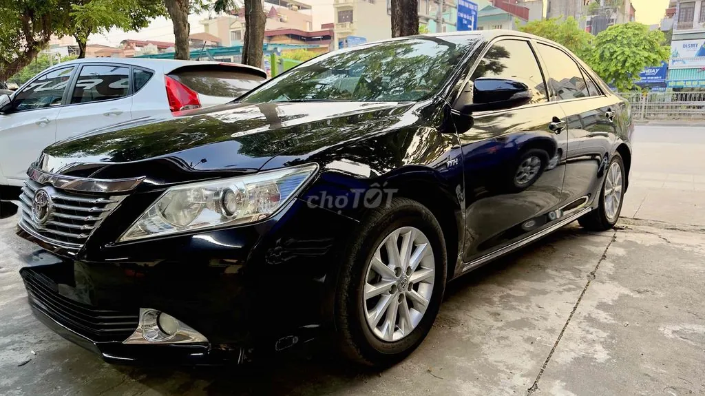 Toyota Camry 2014 photo 3