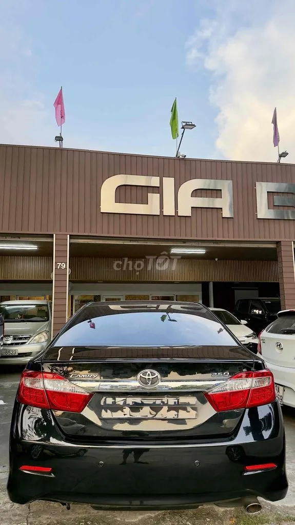 Toyota Camry 2014 photo 2