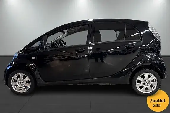Mitsubishi I-Miev 2017 photo 2