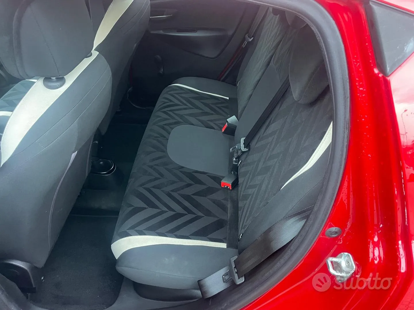Lancia Ypsilon 2016 photo 4