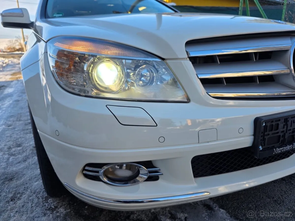 Mercedes-Benz C-Class 2008 photo 2