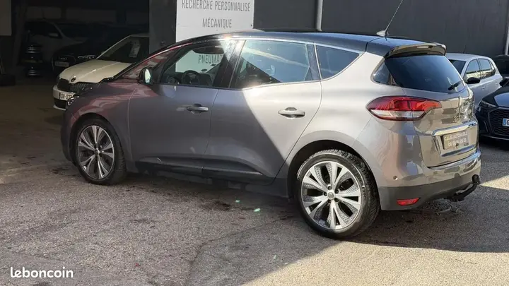 Renault Scenic 2018 photo 4