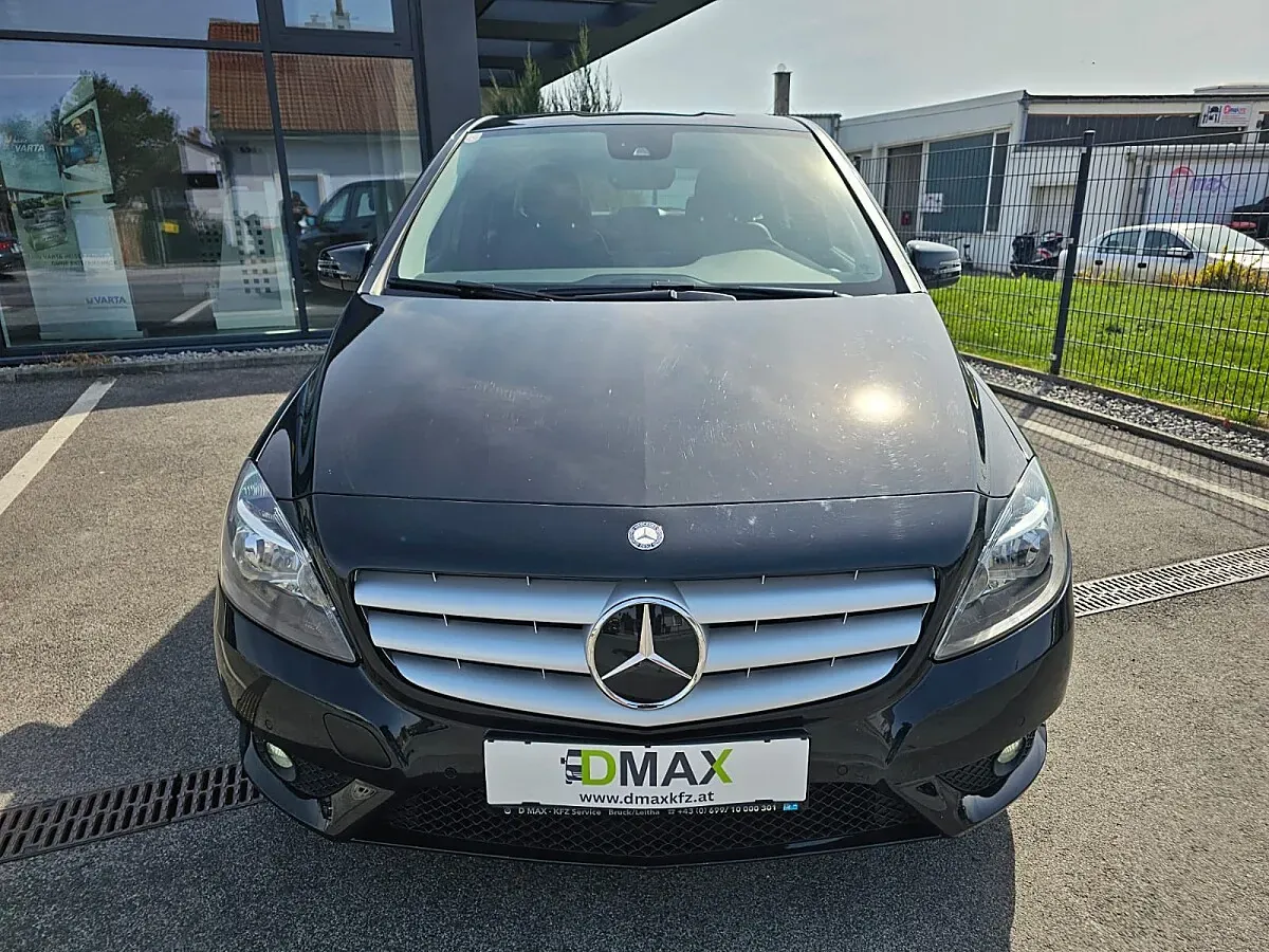 Mercedes-Benz B-Class 2014 photo 2
