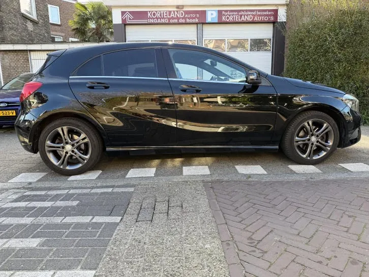 Mercedes-Benz A-Class 2014 photo 2