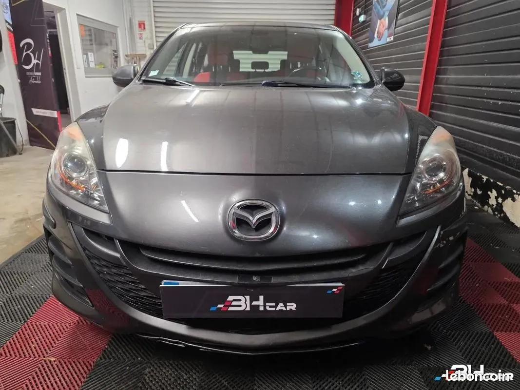 Mazda 3 2010 photo 2