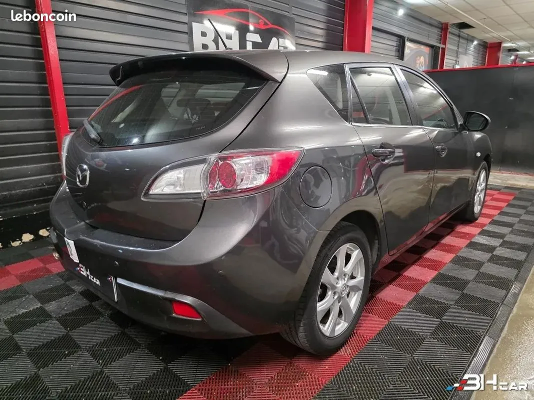 Mazda 3 2010 photo 5