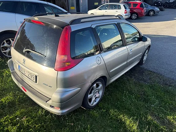 Peugeot 206 2004 photo 3