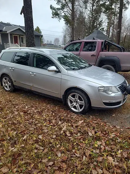 Volkswagen Passat 2010 photo 2