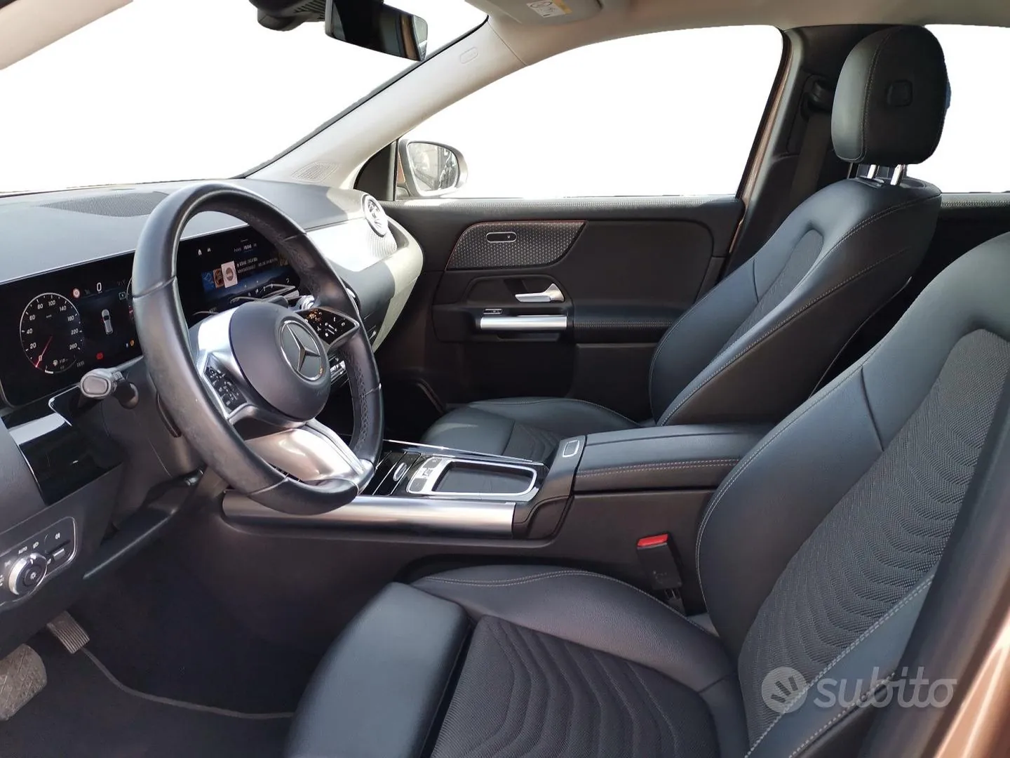 Mercedes-Benz Gla 2023 photo 5